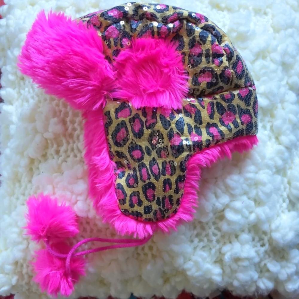 Peace of Cake Avatar Hat